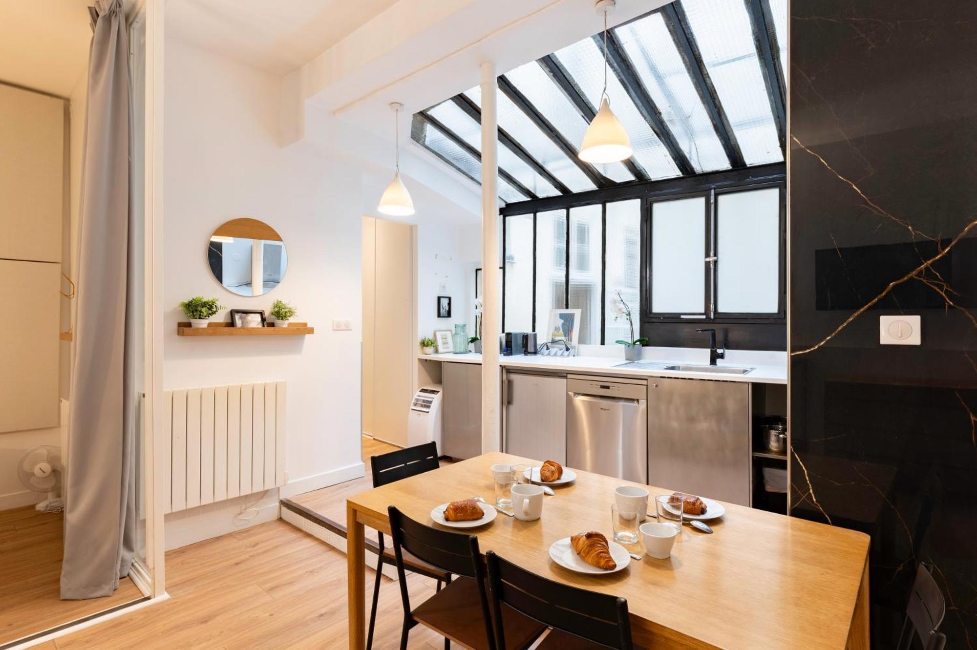 St Germain Sartre Chicsuites Parijs Buitenkant foto